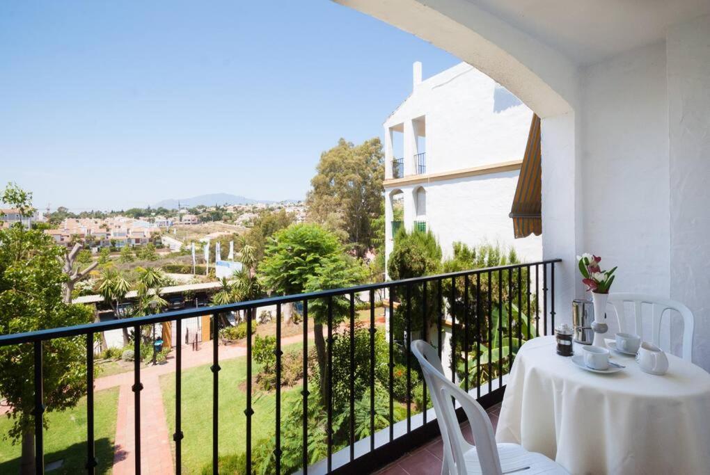 Apartamento Con Piscina Cerca Del Golf En Atalaya - Atalaya Del Golf 31 Estepona Zewnętrze zdjęcie