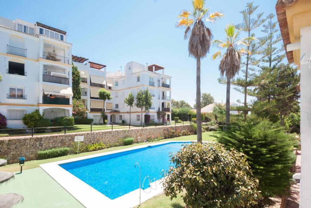 Apartamento Con Piscina Cerca Del Golf En Atalaya - Atalaya Del Golf 31 Estepona Zewnętrze zdjęcie